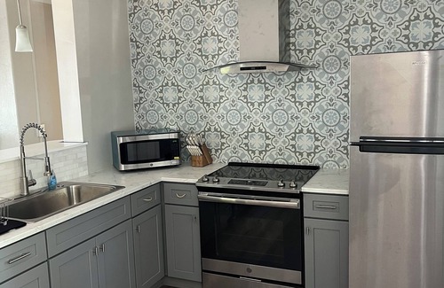 Parker House | East Bay Bungalow Less Than 1 Mile to Tyndall AFB