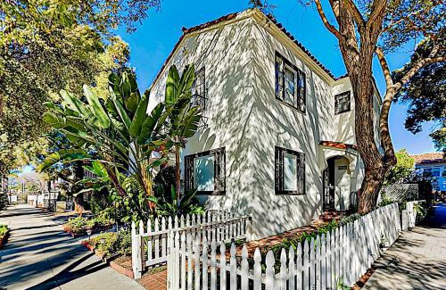 East Beach Apartment | East Beach Retreats