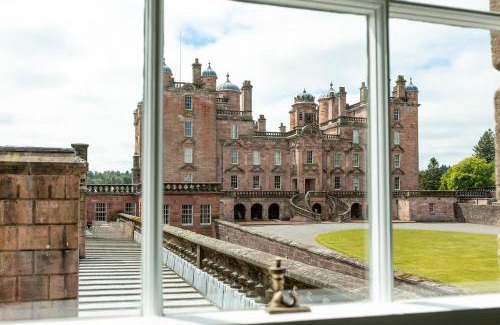 Thornhill House | East Wing