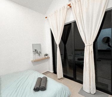 Kuantan House | Eastcape Studio by The White Sands Homestay