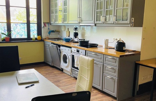 Seevetal Apartment | Easy Home 20 minutes to Hamburg main station