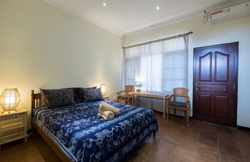 Downtown Kuta Hotel | Easy Surf Camp Standart Double Room Kuta Beach