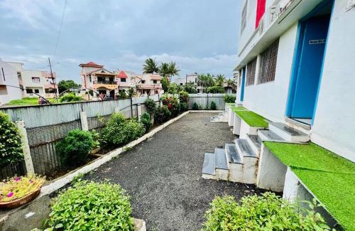 Nandurbar Hotel | Eatos service apartment