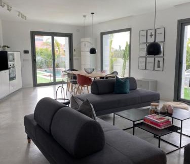 San Miguel de Salinas House | EBLI Corner