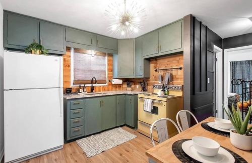 Wichita House | Eclectic Escape - Cute and Cozy - King!