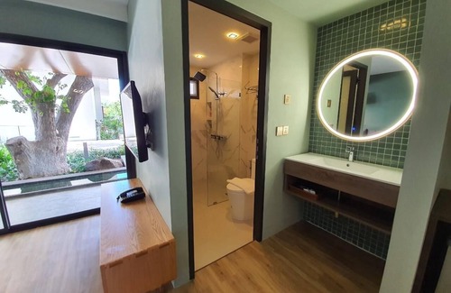 Bang Kao Hotel | Eco Cozy Beachfront Resort Chaam