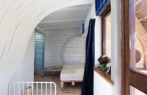 Ovar Bed & Breakfast | Eco Surf & Stay Resort Pine Forest by the Beach, Maceda, Porto, North Portugal