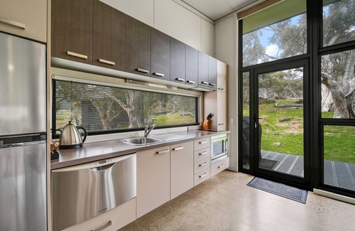 Crackenback Ski Chalet | Ecocrackenback 19 'Sustainable chalet close to the slopes.'