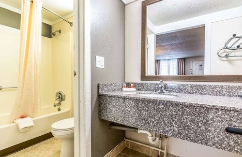 Gastonia Hotel | Econo Lodge