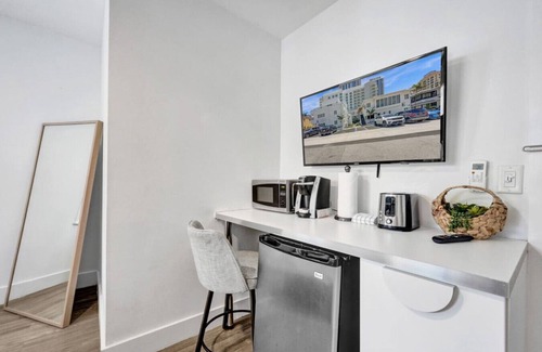 Barrier Island Apartment | Eden Escape: Walk to FLT Beach - 1201