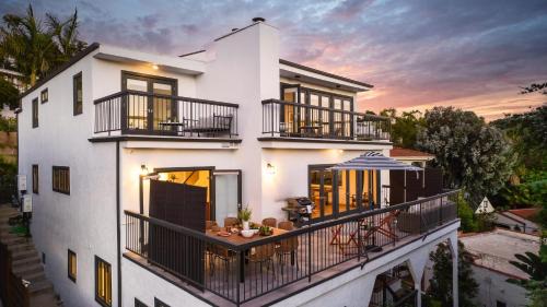 Los Feliz House | Edendale by AvantStay Urban Hilltop Oasis w Amazing Views in 3 of Los Feliz