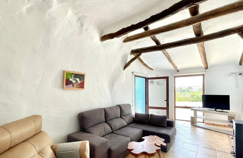 Cullar House | EdiNah Complex with pool and facilities for PRM