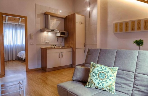 Ubeda Apartment | Editar Intimate retreat with Andalusian essence