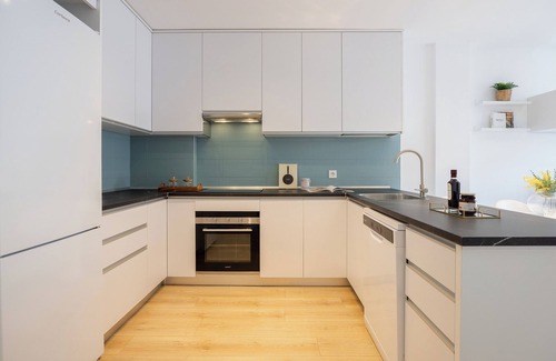 Canillas Hotel | Edmond Vibes Airport - Ifema Hub