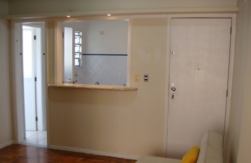 Icarai Apartment | Efficient 2 rooms in the heart of Icaraí: close to everything, practical and functional