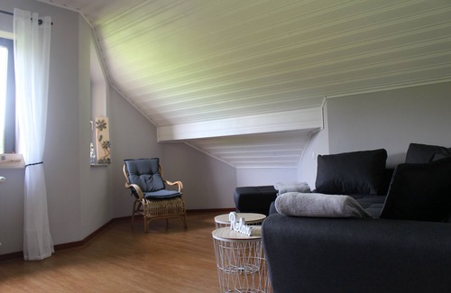 Kommerscheidt Apartment | Eine Auszeit, Erholung auf Ganzer Spur und das in Einer Traumhaften Umgebung