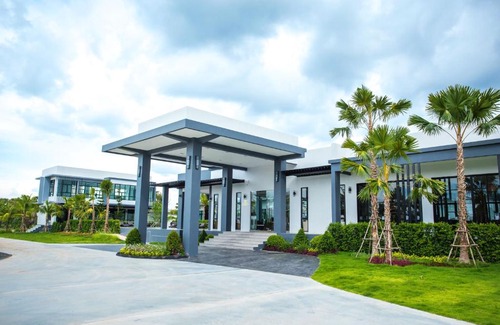 Prakhon Chai Hotel | Eireann Boutique Hotel