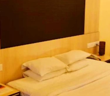 Lavasa Hotel | Ekaantam