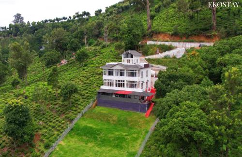 Ooty Villa | EKOSTAY I Pearl House Villa I 360 Degrees Tea Estate