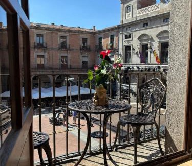 Old Town of Avila Apartment | El Balcón del Mercado Chico