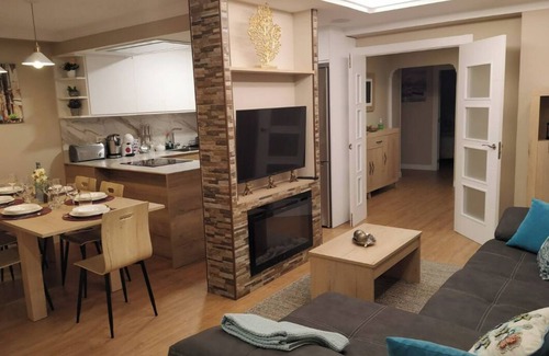 Gijon City Centre Apartment | EL CAPRICHO-LUXURY CENTER+PARKING