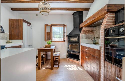 Los Albaricoques Apartment | El cerro y la luna