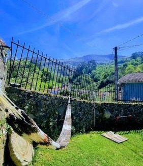 Puente Nuevo House | El Cuadro de Llanes