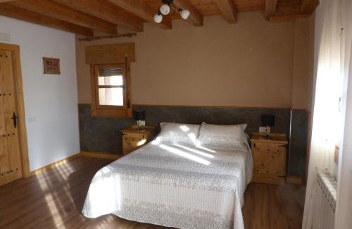 Montejo de Tiermes House | El Farolillo de Piedra