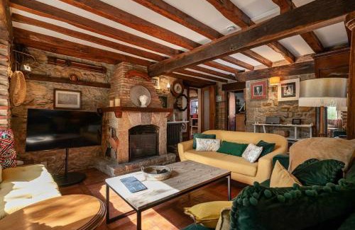 Val De San Vicente Ski Chalet | El Jardín Escondido de Helgueras