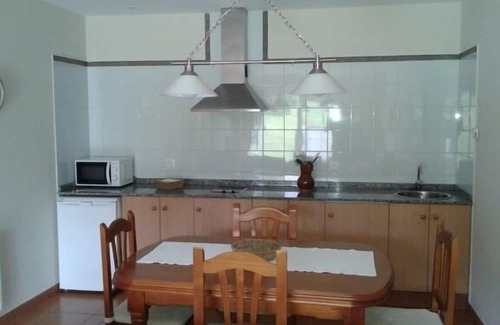 Soto de Luina Cottage | El Otero Apartments 2 bedrooms with garden and balcony