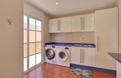 Caleta de Fuste House | El Paraíso del Sol