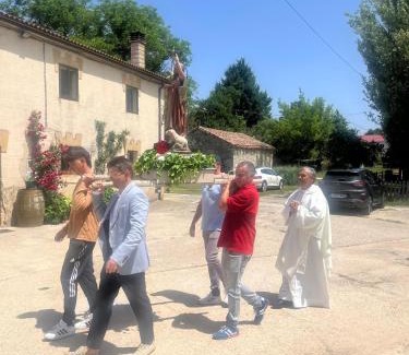 La Nuez de Arriba Villa | El Pecu Casa Rural Starfamiliar