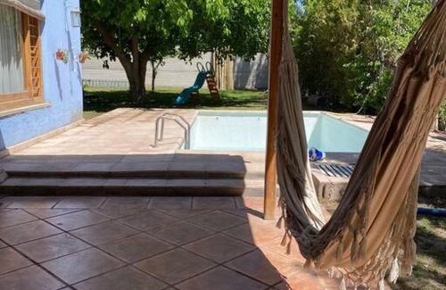 Maipu House | El Rancho Azul, casona antigua con piscina