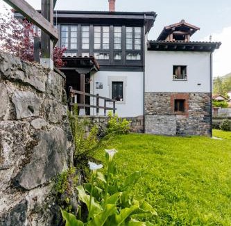 Soto de Cangas House | El Reinazu