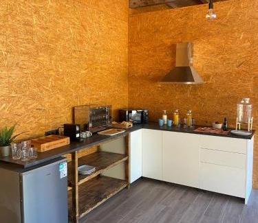 Lagunilla Other | El Roble Glamping - Cabaña Container - Pet Friendly
