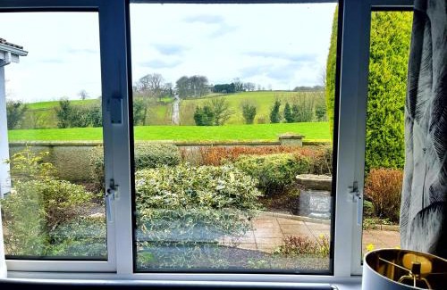 Londonderry House | Elagh View Bed & Breakfast
