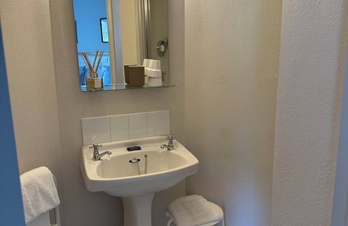 Roundstone Bed & Breakfast | Eldon's Bed & Breakfast