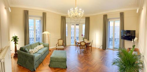 Prati Apartment | Elegance and Style near St Peter's