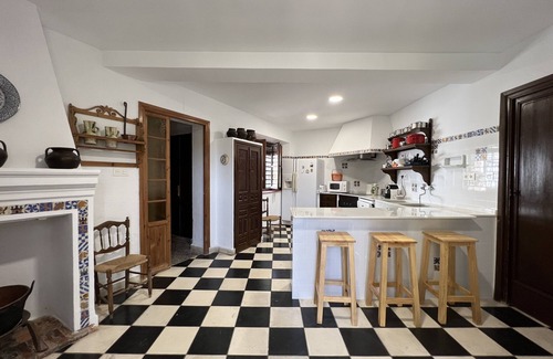 Huetor Santillan House | Elegant mountain house 10km from Granada