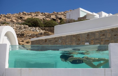 Elia Villa | Elegant Mykonos Suite | Contemporary.