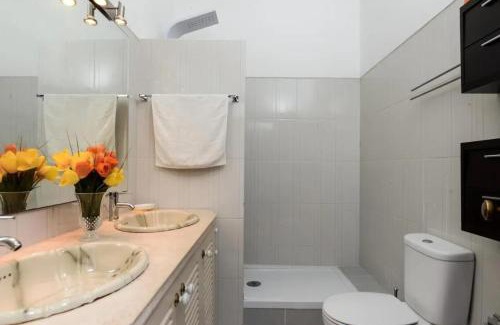 Verdizela Villa | Elegant Villa in Corroios with Private Pool