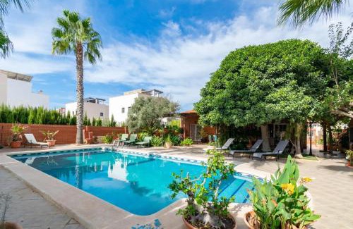 Playa Honda Villa | Elegant Villa in Playa Honda with Private Pool