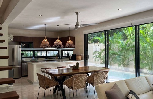 La Veleta House | Elegant Villa w/private pool & BBQ patio in fantastic Tulum AC, wifi.