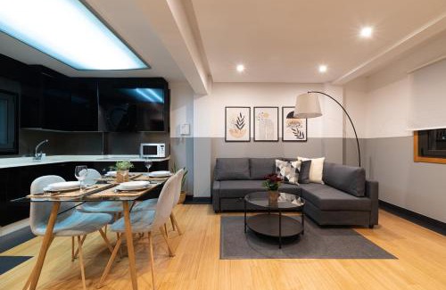 Lavadores Apartment | Elegante Ático Dúplex