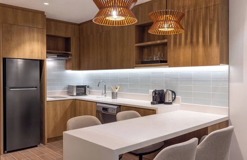 Al Mankhool Hotel | Element Al Mina, Dubai