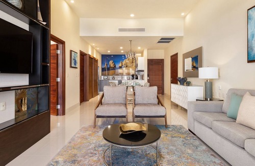 San Jose del Cabo Condo | ELITE Villa Valencia luxury resort, ocean front!