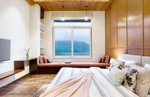 Bhimtal Villa | ELIVAAS 4 BHK with Balcony & Terrace - Antarmann Casa Nova