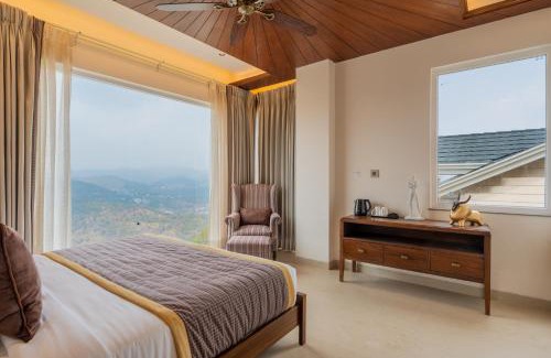 Kasauli Villa | ELIVAAS privé The Royce Rose 4 BHK Hilltop Villa With Jacuzzi, Private Pool & Hill Views