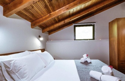 Perivolia House | Ellafos Traditional Living 4