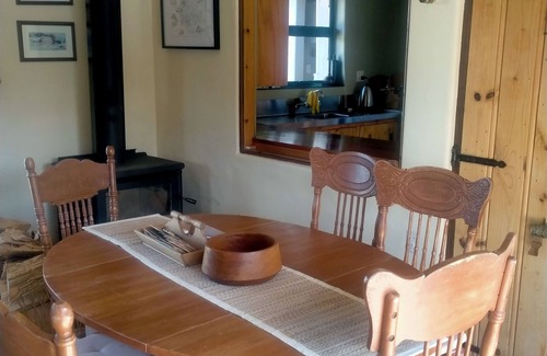 Naseby House | Ellen's House - lovely Bach in a quiet street